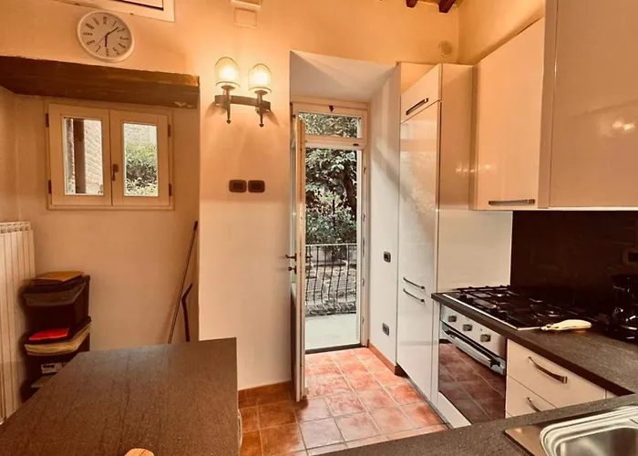 Casa Castelli Кортона